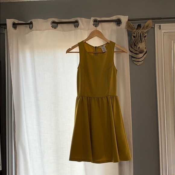 💛 Mustard Yellow Ochre Dress Small - Picture 3 of 4